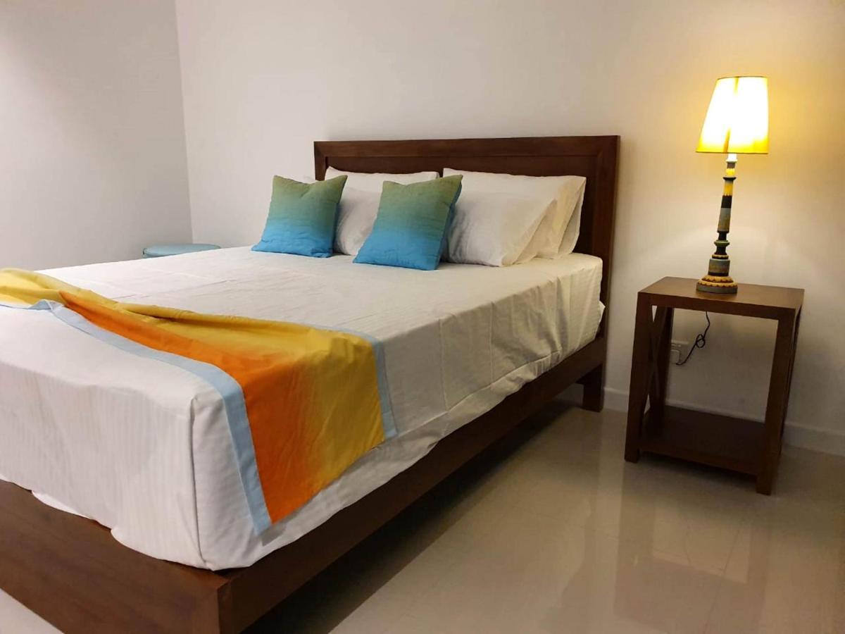 Hasara Oceanfront Apartments Galle Exteriér fotografie