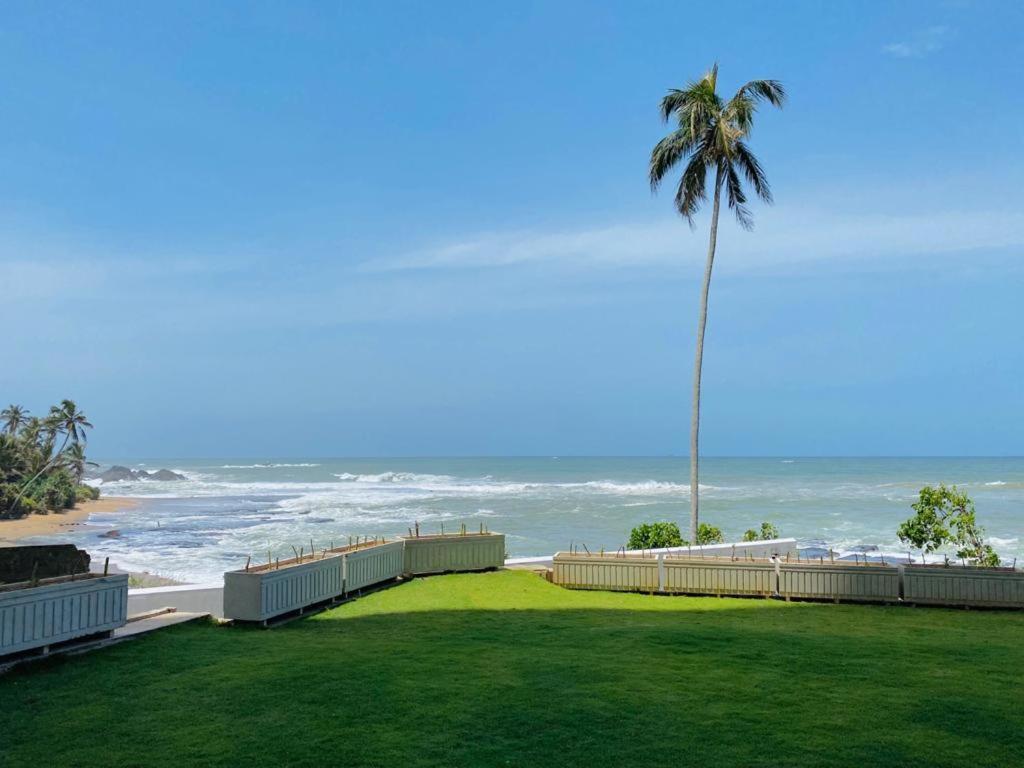 Hasara Oceanfront Apartments Galle Exteriér fotografie