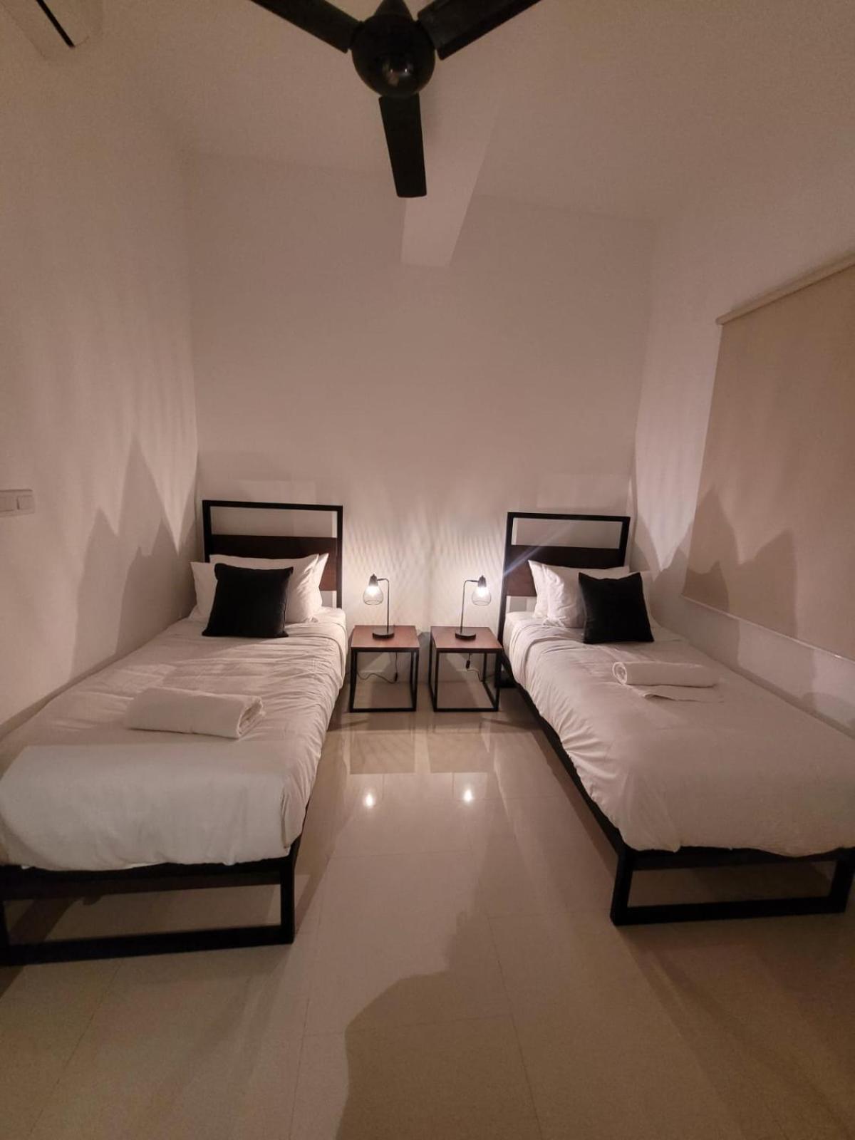 Hasara Oceanfront Apartments Galle Exteriér fotografie